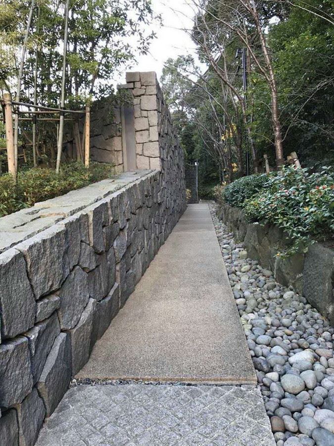 Black Cultured Stone.jpg Black Cultured Stone.jpg