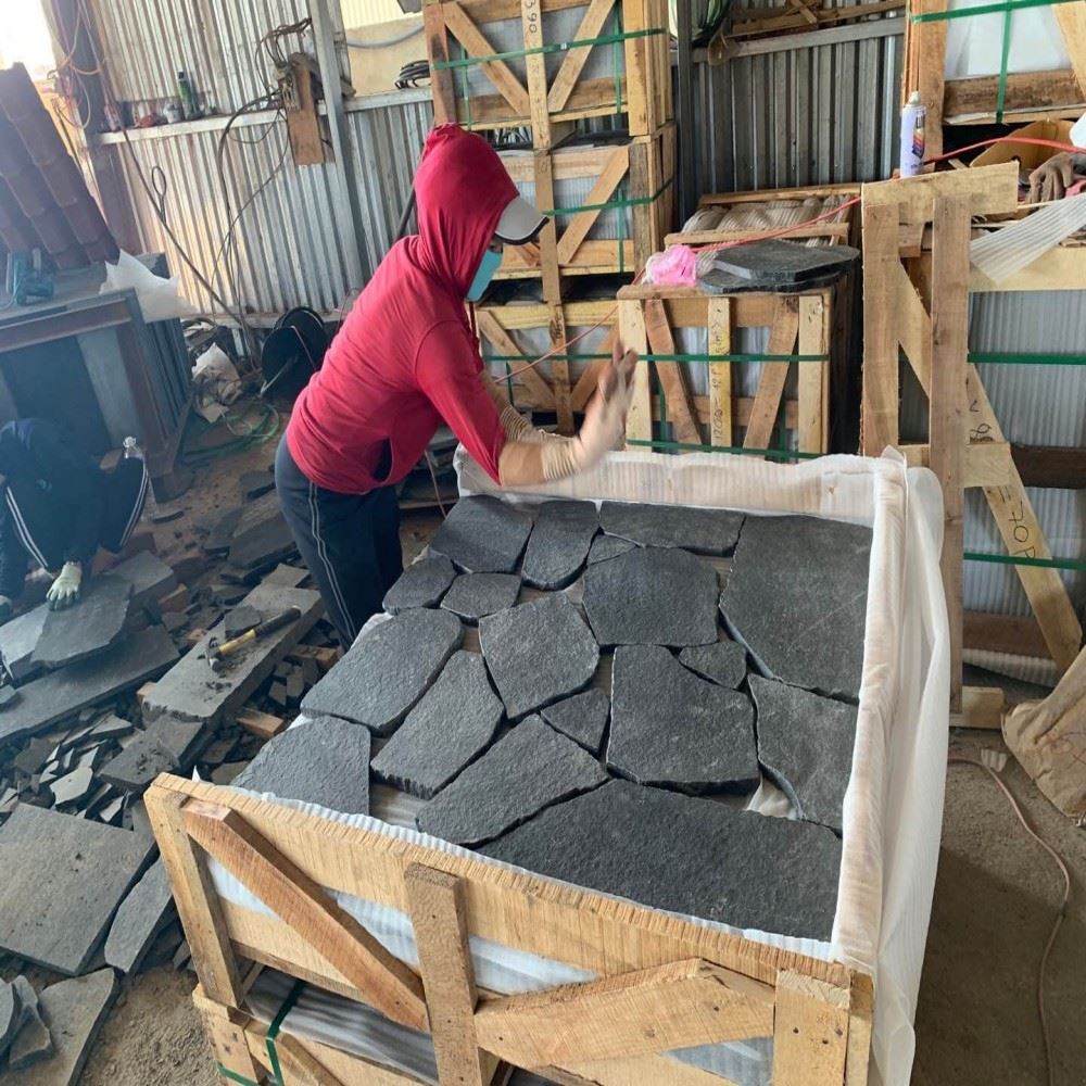 basalt flag stone.jpg basalt flag stone.jpg