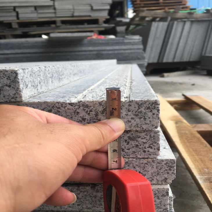 G 654  Tangga Granit