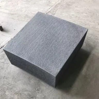 Kerang Batu Basalt Hitam