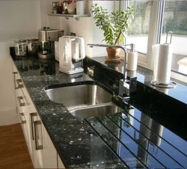 Puncak di Emerald Pearl