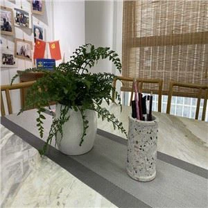 Periuk Berus Kraf Terrazzo